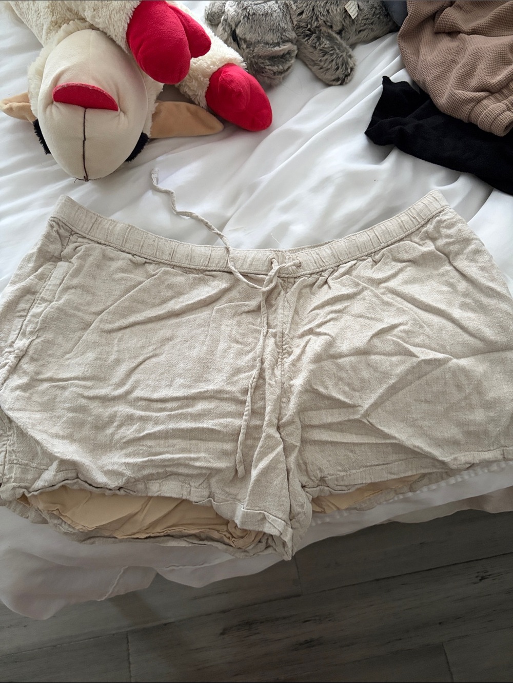 Abercrombie & Fitch Light Beige High-Waist Lounge Shorts NEVER WORN